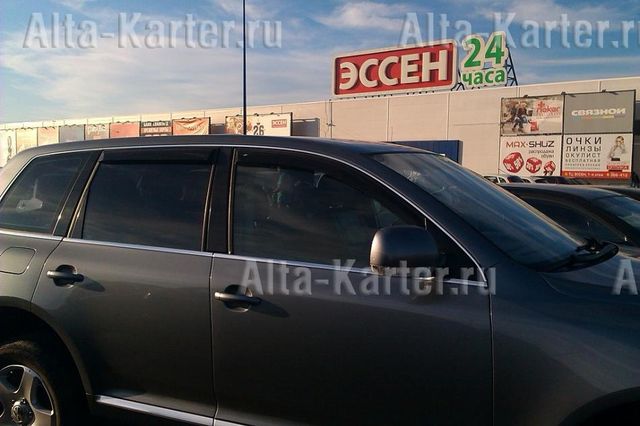 Дефлекторы Cobra Tuning для окон Volkswagen Touareg II 2010-2018. Артикул V23210