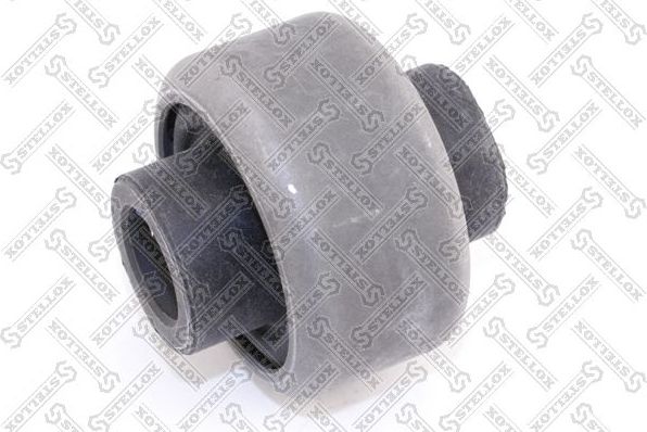 Сайлентблок переднего рычага подвески Stellox. Артикул 77-00170-SX
