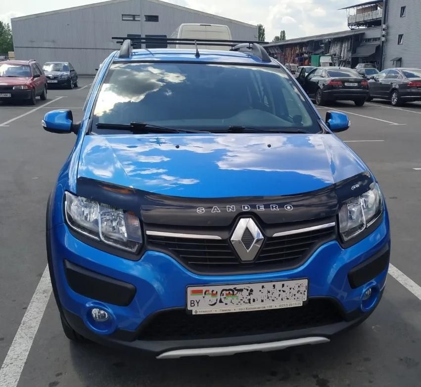 Дефлектор Vip-Tuning для капота Renault Sandero II 2014-2026. Артикул RL27