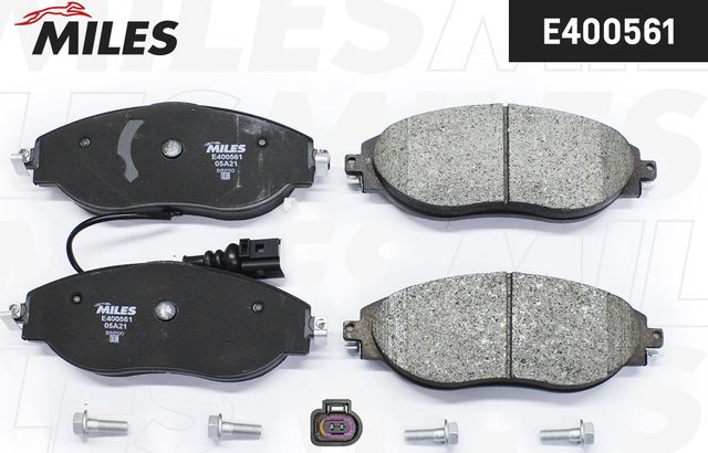 Тормозные колодки Miles (Low-Metallic). Артикул E400561