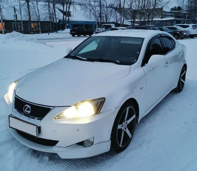 Дефлекторы Cobra Tuning для окон (c хром. молдингом) Lexus IS II 2005-2012. Артикул L20905CR