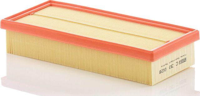 Воздушный фильтр Mann-Filter. Артикул C 30 028