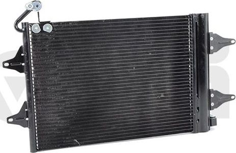 Радиатор кондиционера (конденсатор) Vika для Volkswagen Fox I 2005-2011. Артикул 88201352601