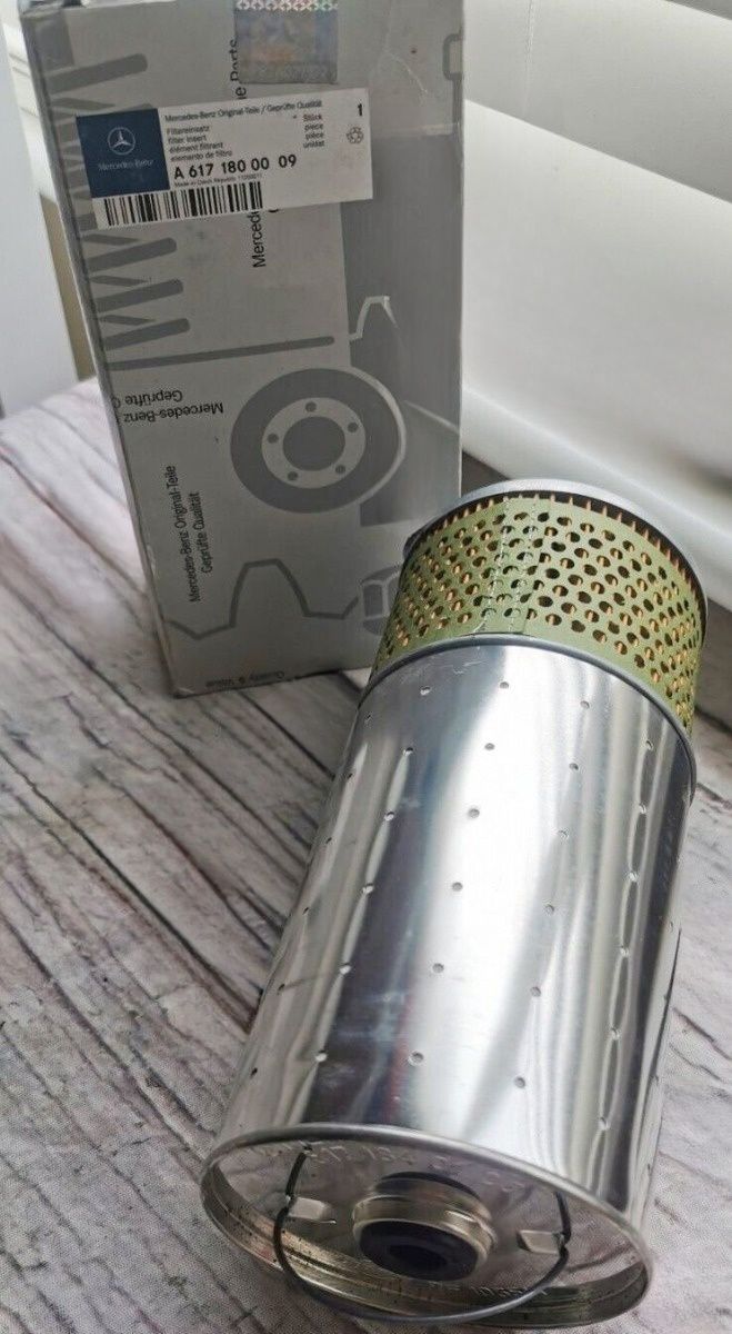 Масляный фильтр Mercedes-Benz. Артикул A6171800009