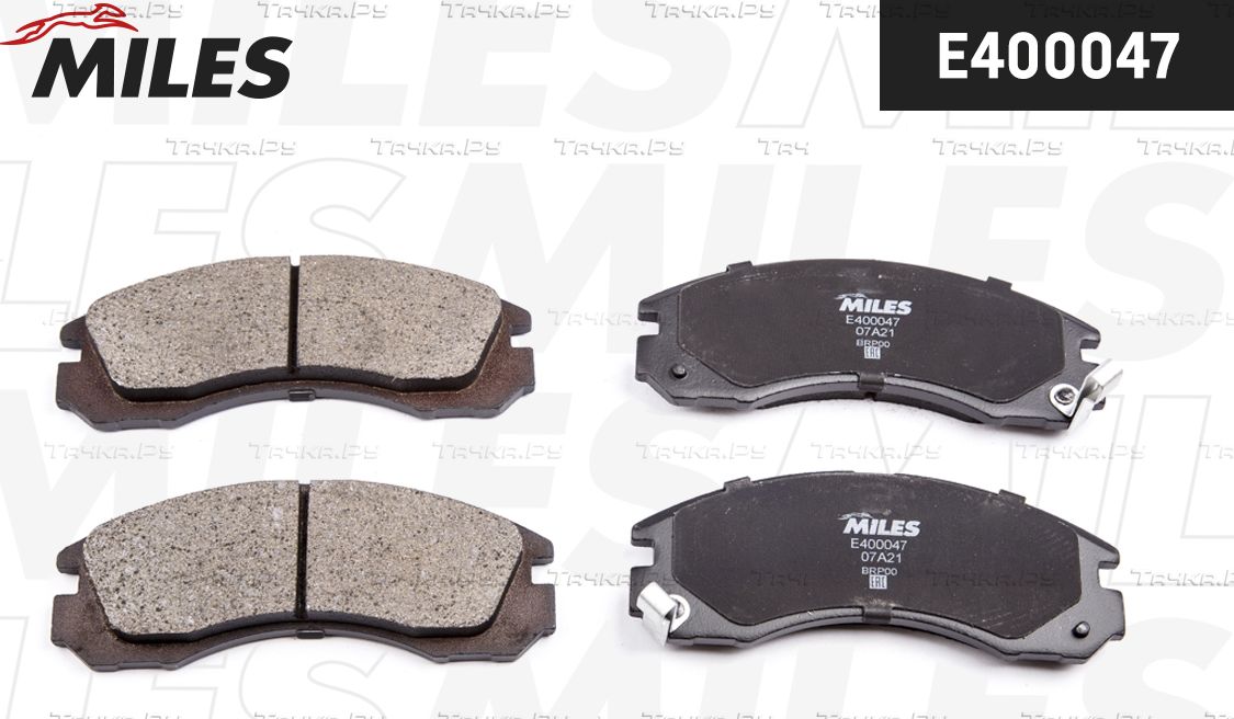 Тормозные колодки Miles (Low-Metallic) передние для Mitsubishi Sigma 1990-1996. Артикул E400047