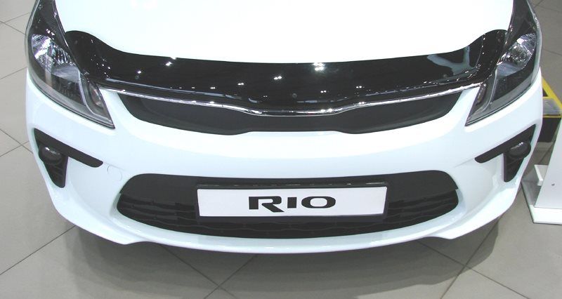 Дефлектор SIM для капота Kia Rio IV седан, хэтчбек 2017-2026. Артикул SKIRIO1712