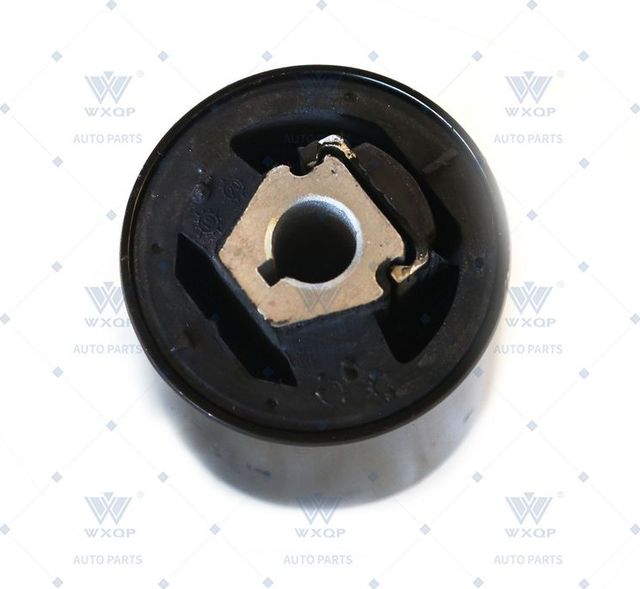 Сайлентблок переднего рычага подвески Wxqp. Артикул 280513