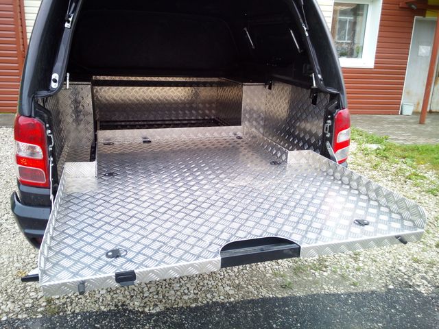 Платформа грузовая выкатная АВС-Дизайн под обшитый кузов для Mitsubishi L200 2015-2025. Артикул ABC.MCCL200.CS.05.01