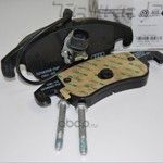 Тормозные колодки VAG передние для Audi S6 IV (C7) 2012-2018. Артикул 8K0698151E