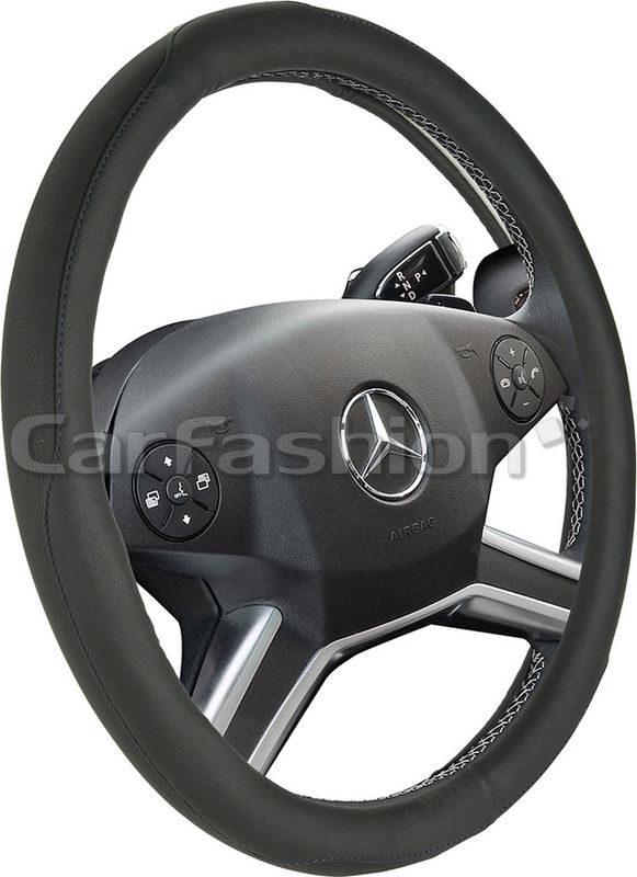 Оплётка на руль CarFashion Creek (размер L, экокожа, цвет ЧЕРНЫЙ/ЧЕРНЫЙ). Артикул 31287