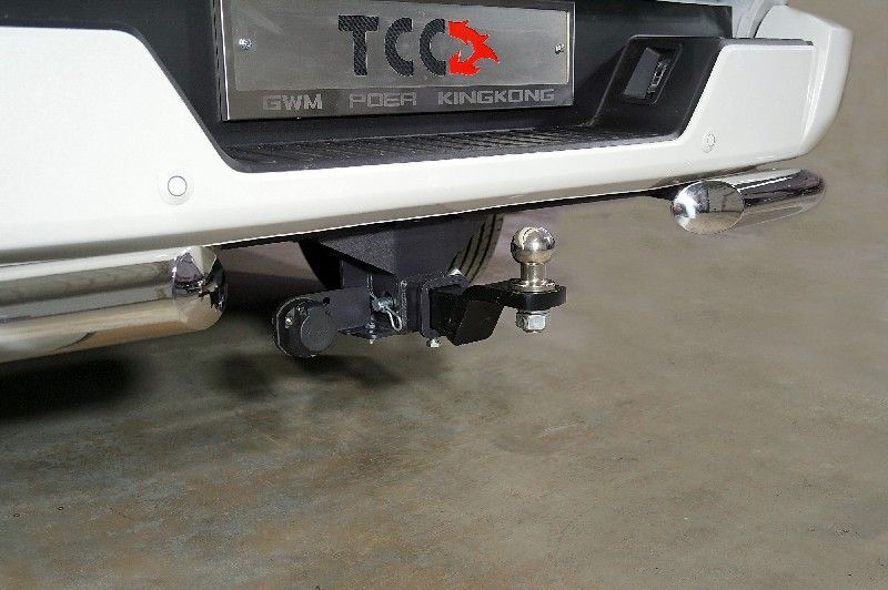Фаркоп ТСС оцинкованный под американский квадрат для Great Wall Poer King Kong 2023-2026 с логотипом Poer (нерж. шар). Артикул TCU00363N