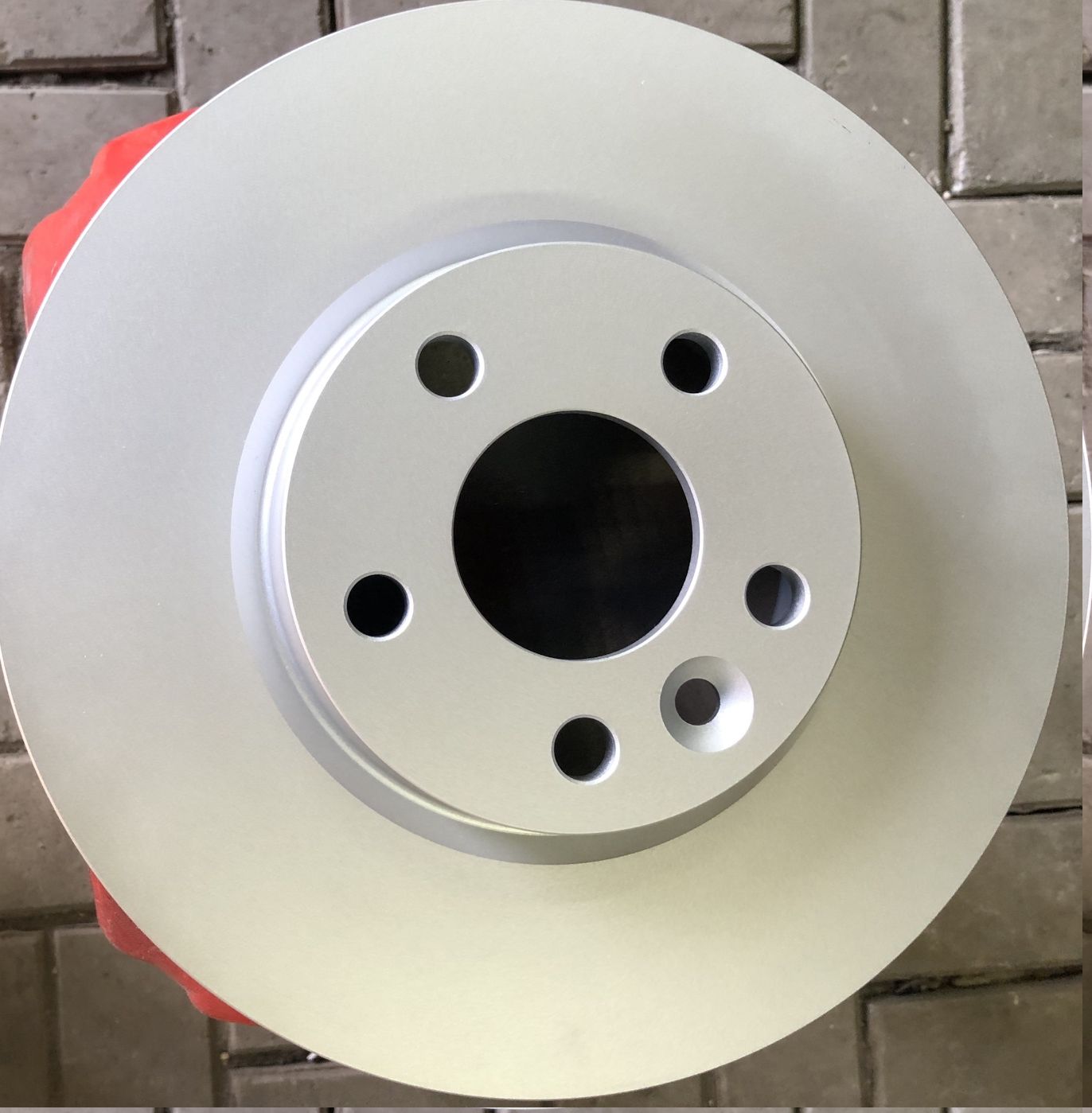 Тормозной диск Bosch. Артикул 0 986 479 974