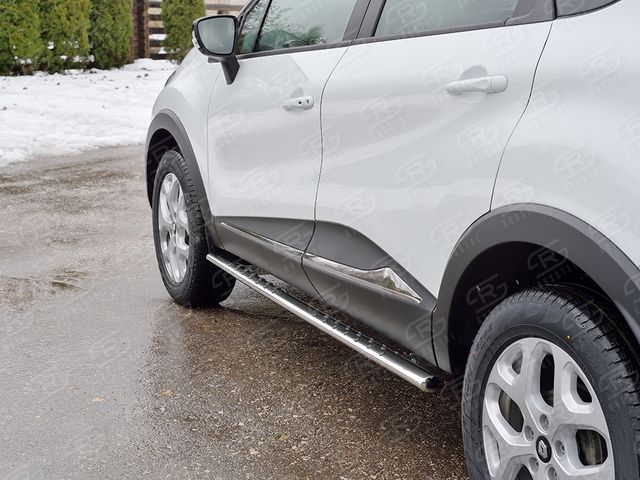 Защита RusStal порогов труба 75х42 овал с проступью для Renault Kaptur 2016-2026. Артикул RKPO-002467