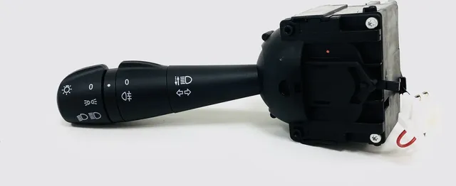 Переключатель подрулевой (Ukorauto). Артикул U1303025