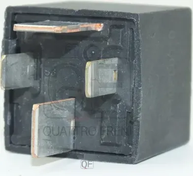 РЕЛЕ СВЕЧЕЙ НАКАЛА (Quattro Freni). Артикул QF10P00010