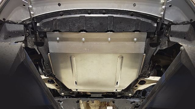 Защита алюминиевая ТСС (4 мм) для картера и КПП Nissan X-Trail T33 4WD HYBRID 2022-2026. Артикул ZKTCC00680