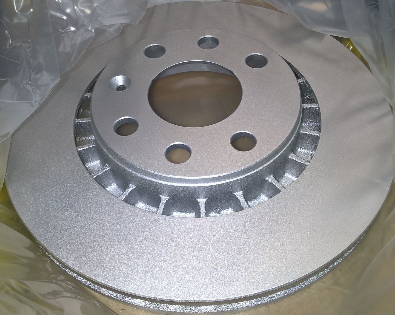 Тормозной диск Textar Pro. Артикул 92039203