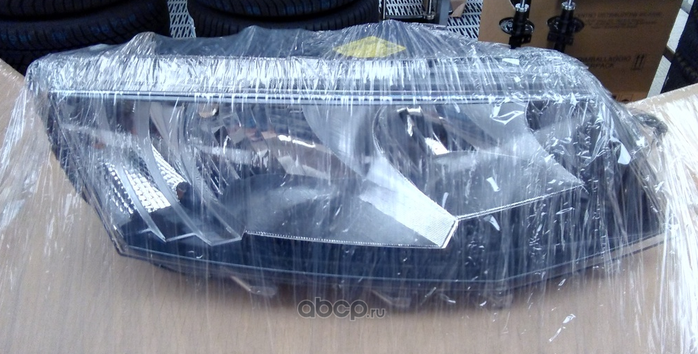 Фара передняя основная VAG. Артикул 5E1941018