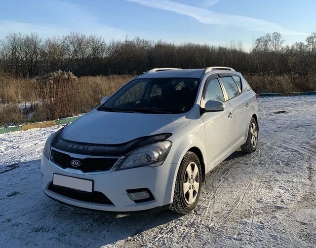 Дефлектор Vip-Tuning для капота Kia Ceed I 2009-2012. Артикул KA30