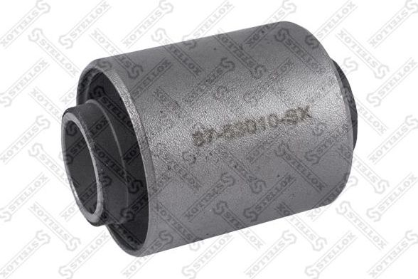 Сайлентблок переднего рычага подвески Stellox. Артикул 87-53010-SX