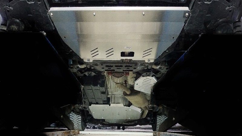 Защита алюминиевая ТСС (4 мм) для картера, КПП, топливопровода, бака и заднего редуктора GAC GS8 II 2.0T 4WD 2023-2026. Артикул ZKTCC00672K