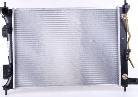 Радиатор охлаждения двигателя Nissens. Артикул 66757