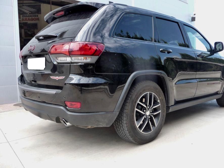 Фаркоп Aragon (быстросъемный крюк, вертикальное крепление) для Jeep Grand Cherokee WK2 (искл. SRT8) 2010-2014.. Артикул E2903EV