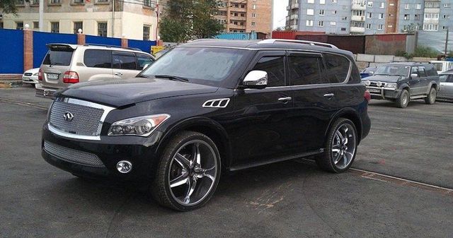 Дефлектор SIM для капота Infiniti QX56 2010-2013. Артикул SINQX1012
