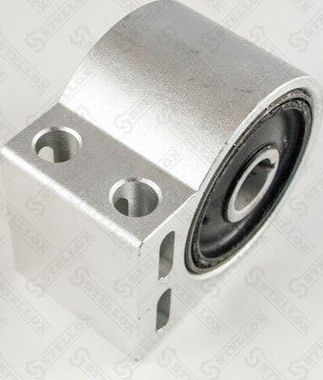 Сайлентблок переднего рычага подвески Stellox. Артикул 77-01832-SX