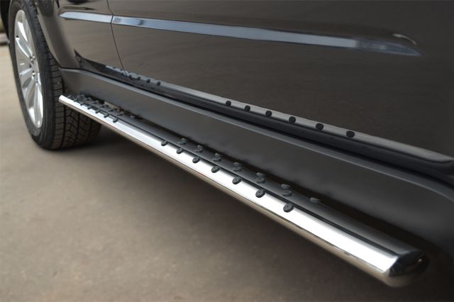 Защита порогов RusStal труба d75х42 с проступью для Subaru Forester III 2008-2012. Артикул SFRT-001005