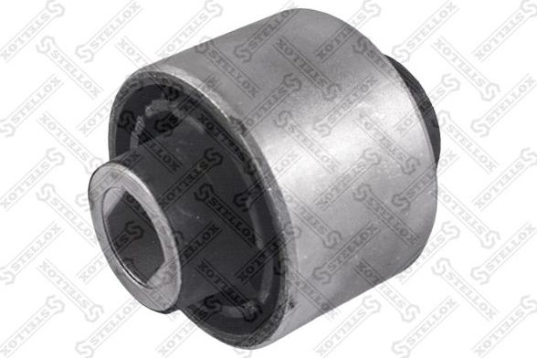 Сайлентблок переднего рычага подвески Stellox. Артикул 77-00161-SX