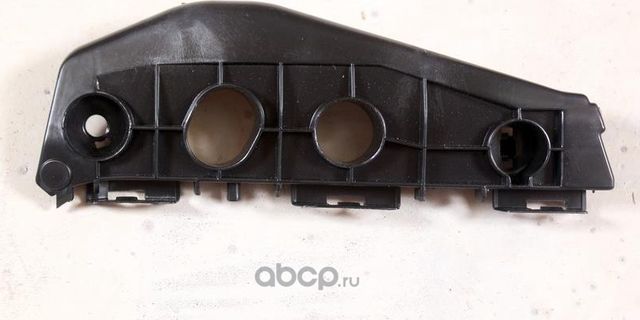 Кронштейн бампера Toyota. Артикул 5211512460