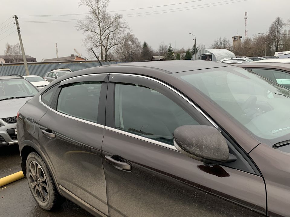 Дефлекторы Cobra Tuning (хром.молдинг) для окон Renault Arkana 2019-2026. Артикул R14619CR