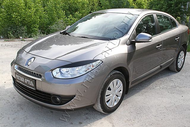 Накладки Русская Артель на передние фары (реснички) для Renault Fluence I 2009-2012. Артикул RERF-015500