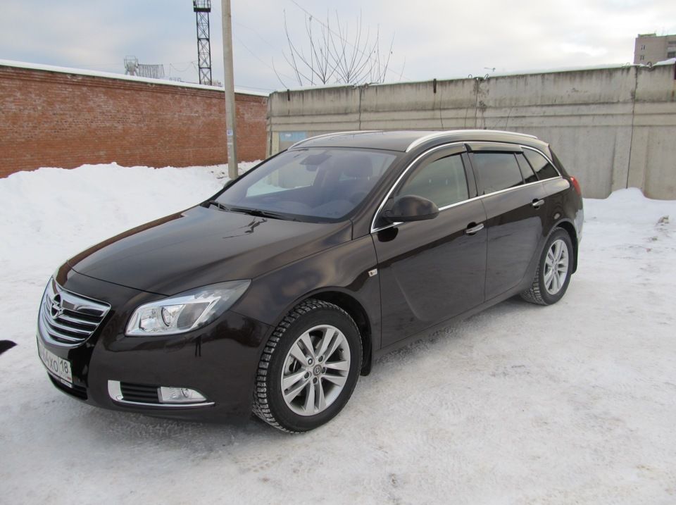 Дефлекторы Cobra Tuning для окон Opel Insignia Sports универсал 2009-2026. Артикул O12309