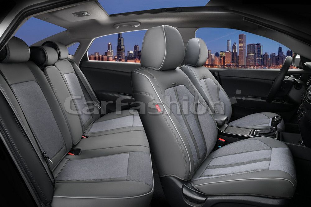 Чехлы универсальные каркасные CarFashion 5D Corrida Plus на сидения авто, цвет Темно-серый/Темно-серый/Серый. Артикул 27023