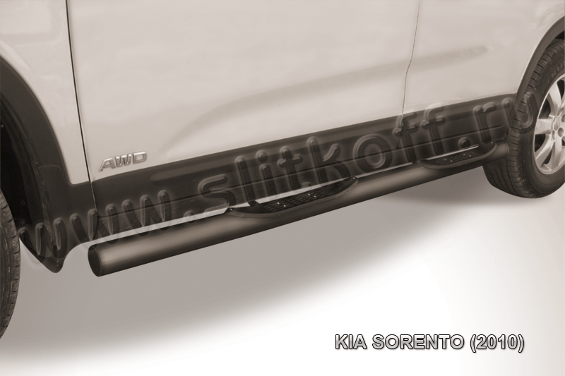 Пороги Slitkoff труба d76 с проступью ЧЕРНЫЕ матовые для Kia Sorento II 2009-2012. Артикул KS10-006B