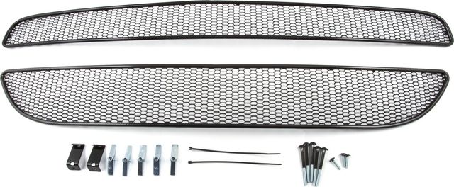 Сетка Arbori на решётку бампера, черная 20 мм (сота) для Kia Sorento I рестайлинг 2006-2010. Артикул 01-301216-201