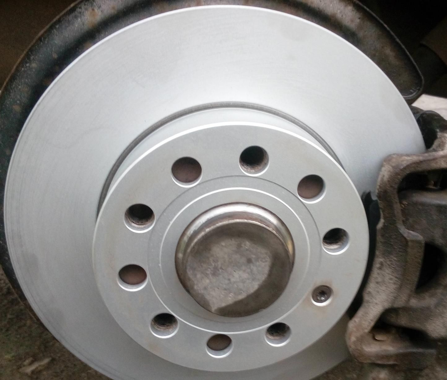 Тормозной диск Textar Pro. Артикул 92121103