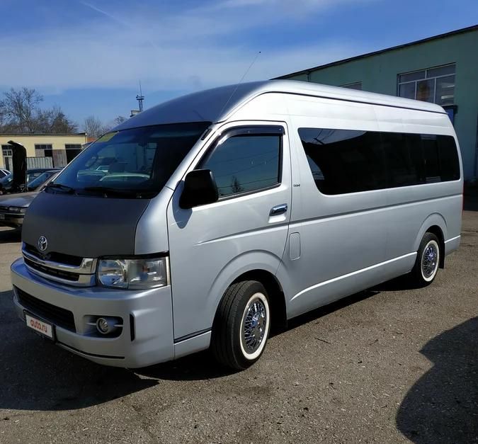 Дефлекторы Cobra Tuning для окон Toyota Hiace H200 2004-2010. Артикул T29004