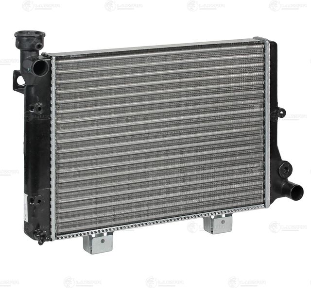 Радиатор охлаждения двигателя Luzar для ВАЗ 2101 1972-2005. Артикул LRc 0106