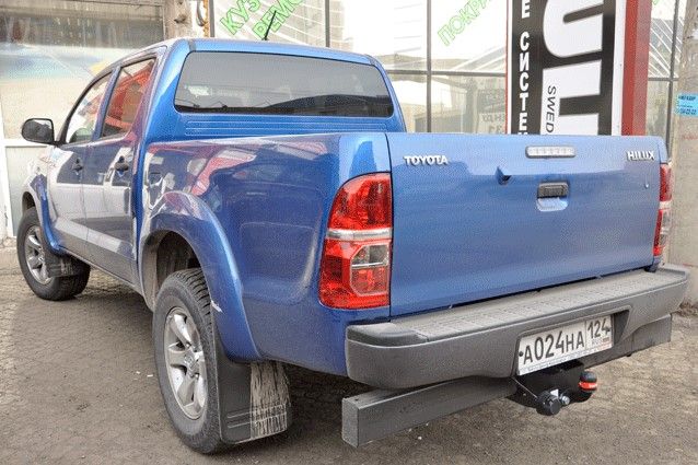 Фаркоп Oris (ранее Bosal) для Toyota Hilux VII 2008-2015. Фланцевое крепление. Артикул 3065-F