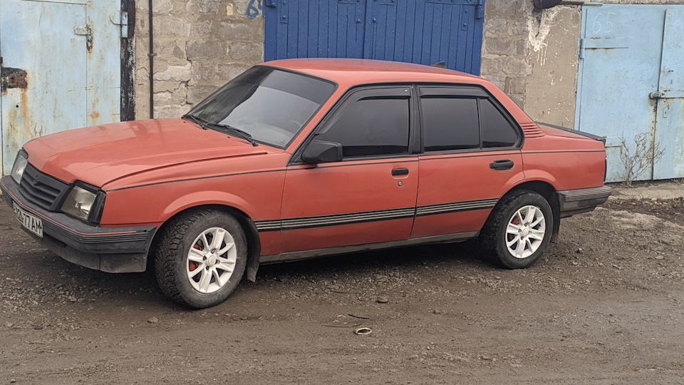 Дефлекторы Cobra Tuning для окон Opel Ascona C 1981-1988. Артикул O11881