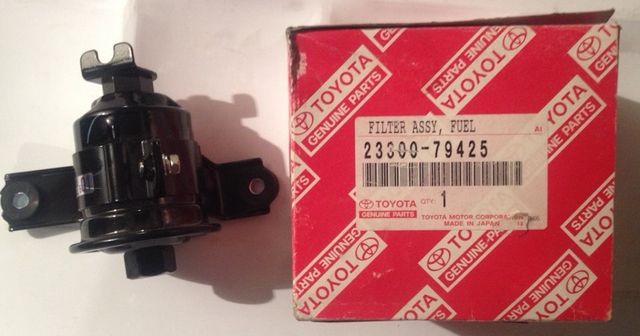 Топливный фильтр Toyota. Артикул 2330079425