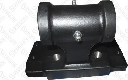 87-09603-SX_кронштейн кабины !(м)передний d28x111, под р/к с маслёнкой, 2x/RVI P (Stellox) Stellox (Металл). Артикул 87-09603-SX