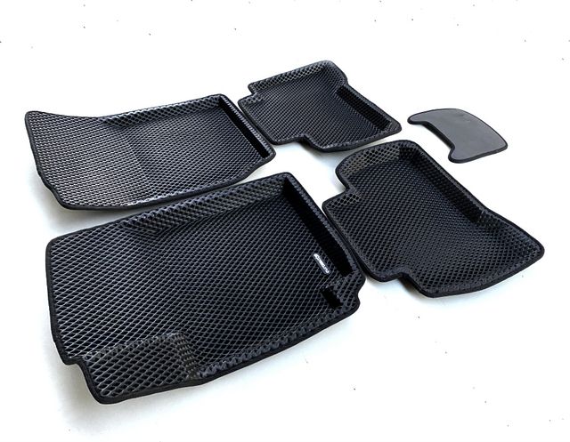 Коврики Euromat 3D EVA для салона Suzuki Grand Vitara III 2005-2015. Артикул EM3DEVA-004801