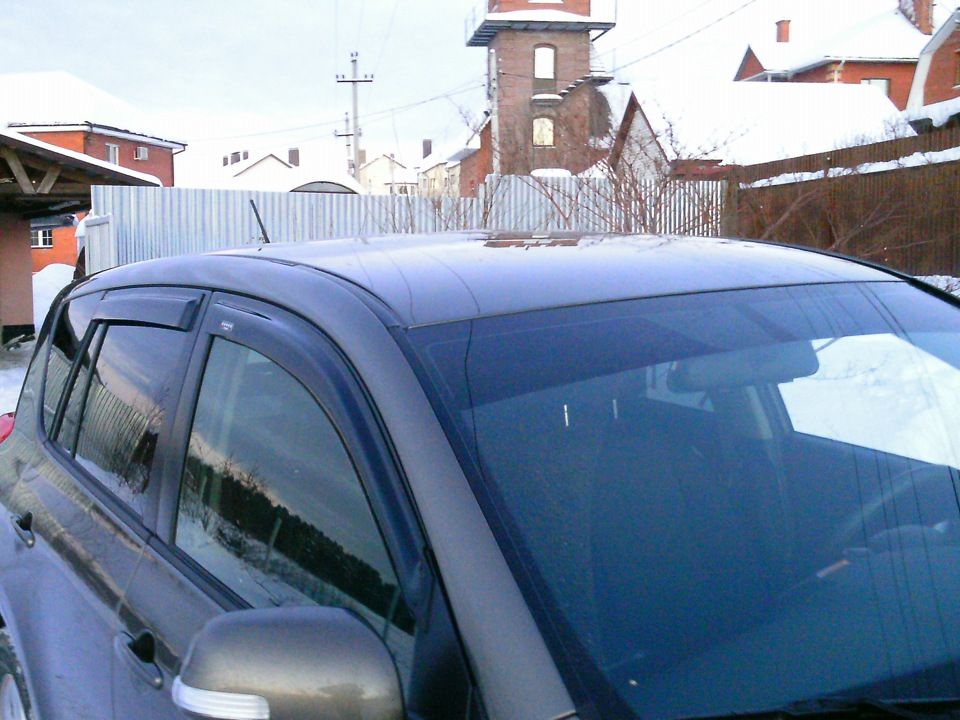 Дефлекторы V-Star для окон Toyota RAV4 III 2006-2012. Артикул D10362