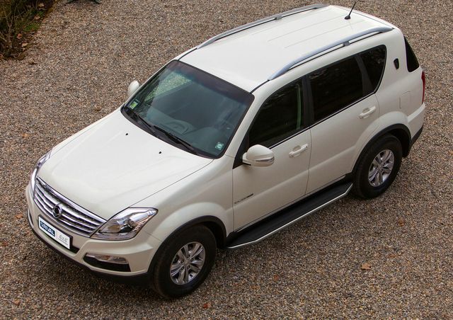 Пороги алюминиевые Rival Premium для SsangYong Rexton II 2007-2012. Артикул A173ALP.5302.1