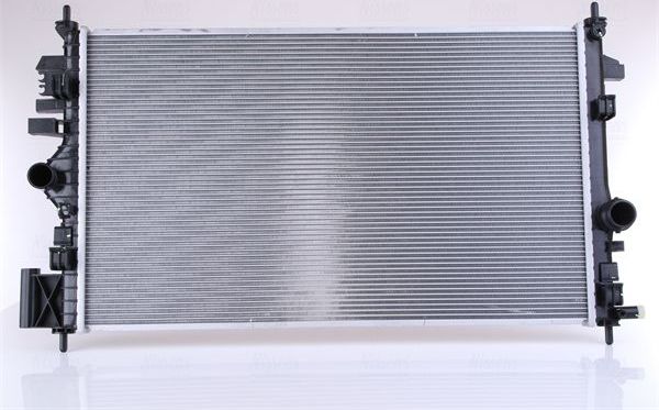 Радиатор охлаждения двигателя Nissens ** FIRST FIT **. Артикул 630773