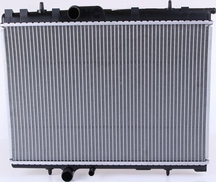 Радиатор охлаждения двигателя Nissens ** FIRST FIT **. Артикул 63744A
